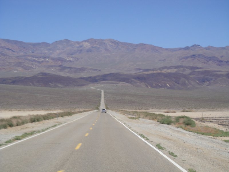 Death Valley highway