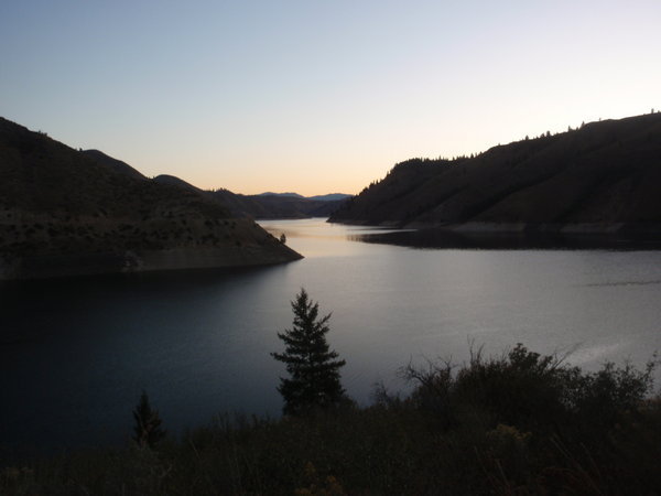 the resevoir at sun rise