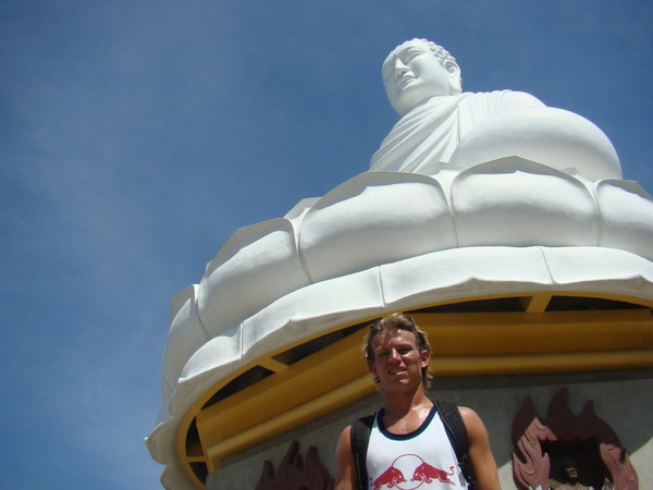 giant buddha
