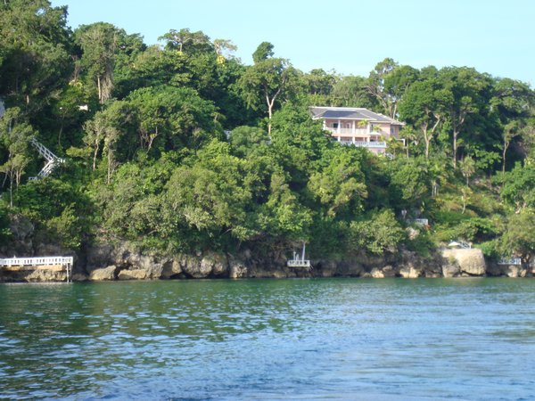 Emerald Seas Villa