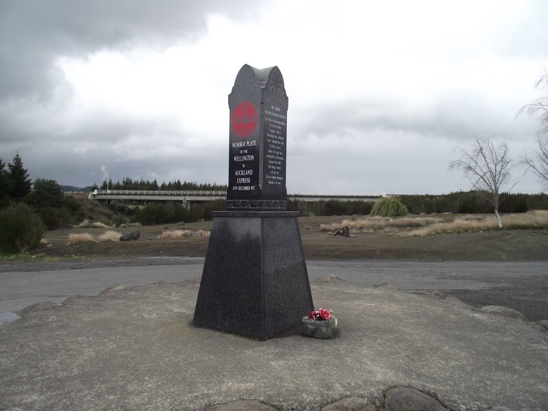 Memorial to the train disaster at Tangiwai