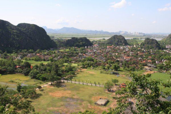 the ancient capital of Hoa Lu