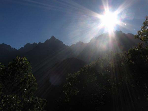 the start of the day... a beautiful sunrise, amazing view over the Machu Picchu and "ne vette sandwich"