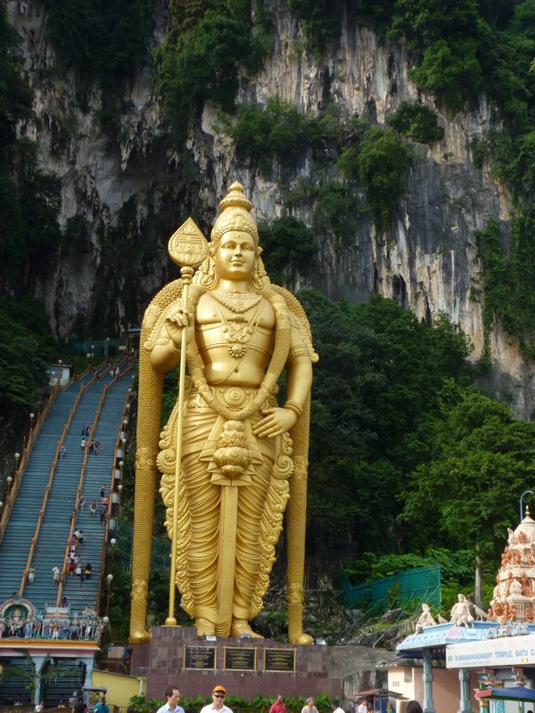 Golden statue outside Batu Caves