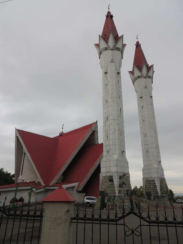 Lyalya Tulpan Mosque