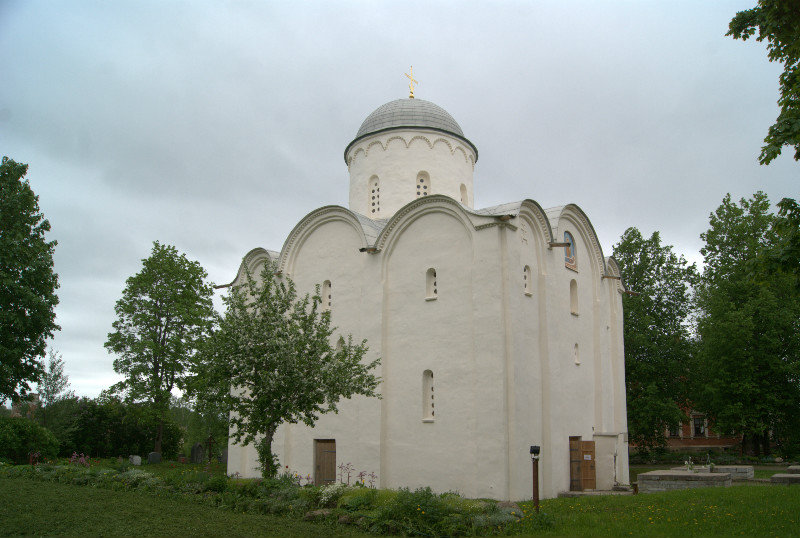 Church of Uspeniya Bogoroditsy XII c.