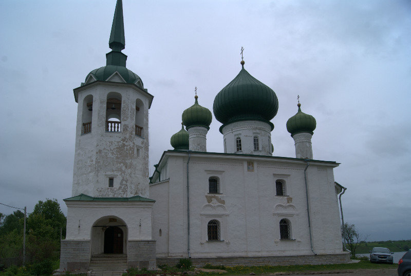 Church of Rozdestva Ioanna Predtechi na Malyshevoy Gore