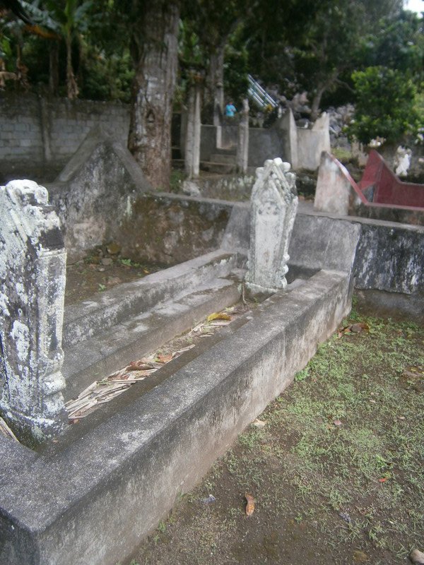 One of the more elaborate graves