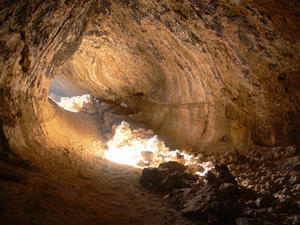 Sunshine Cave - lava tunnel, Lava Beds