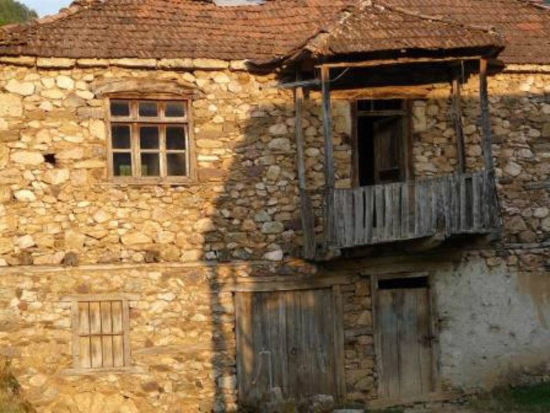 Traditional stone house in Slatino