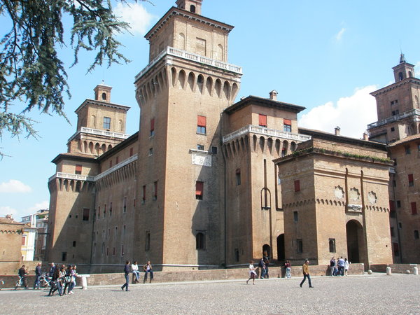 17.4.201 - Ferrara - Castello Estense