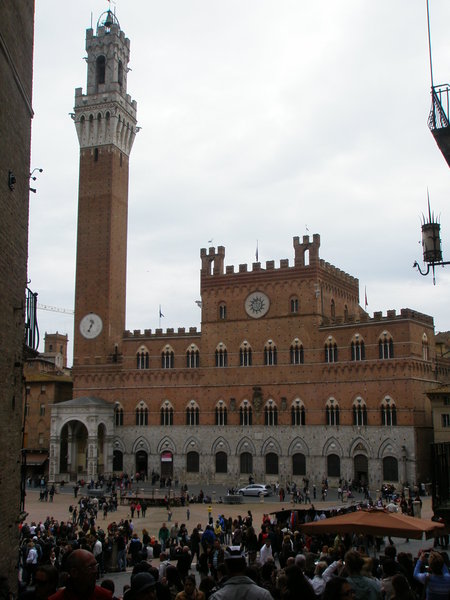 4.2011 - Siena - Town Hall