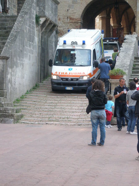 22.4.2011 - San Gimignano - street scenes