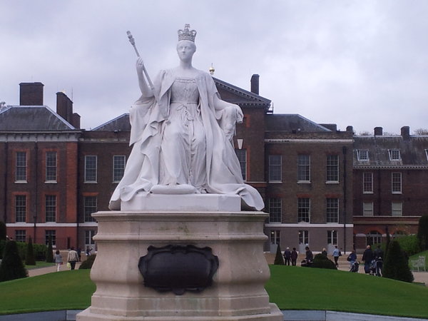 10.5.12 - London - Kensington Palace