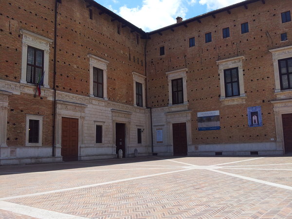 4 and 5.6.12 Urbino - Ducale Palace