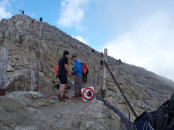 8.7.12  Tofana - NO access point where everyone stepped over