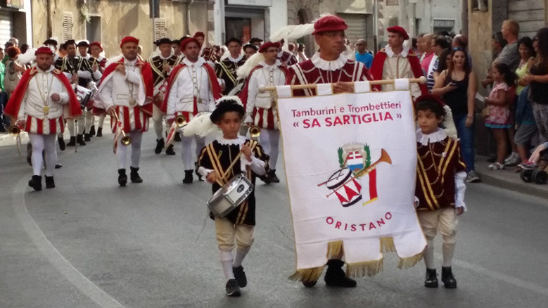 20.7.14. Sardinia. Ittiri. Folk Festival Parade (2)