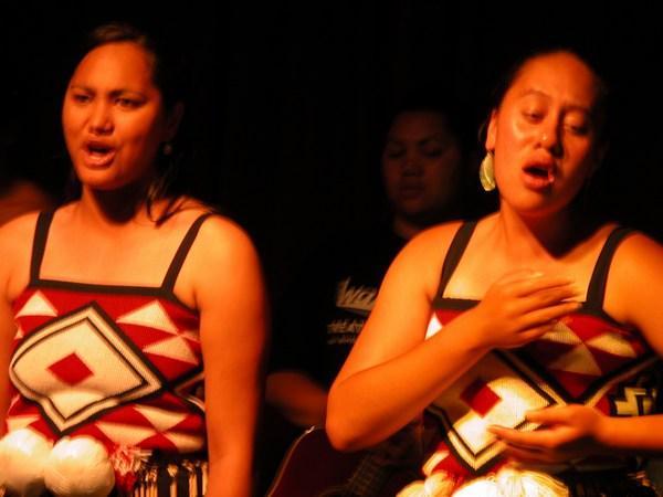 Maori performers, Waitangi