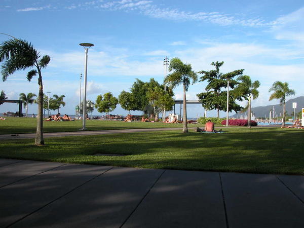 The Esplanade, Cairns
