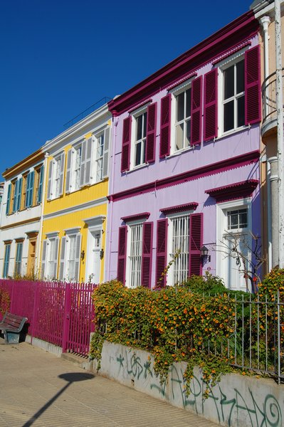 Painted houses in Valpo