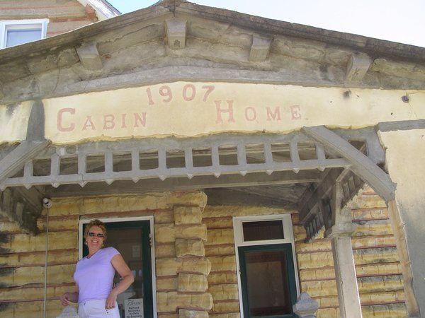 Dinsmore's Limestone "log" Cabin Home