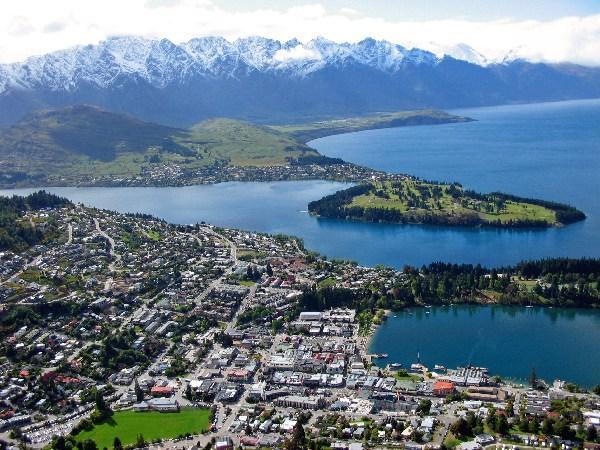 Queenstown from Skyline viewpoint
