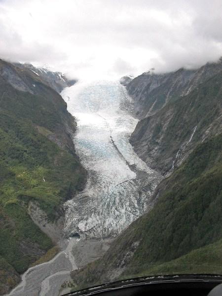 Approach to Franz Josef glacier 2