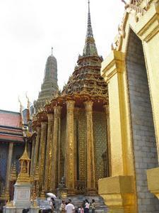 Grand Palace and Wat Phra Kaew 7