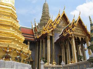 Grand Palace and Wat Phra Kaew 10