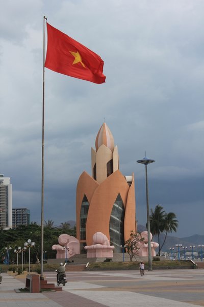 Tram Huong Tower - city monument