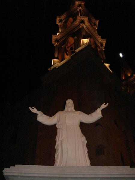 statue outside cathedral
