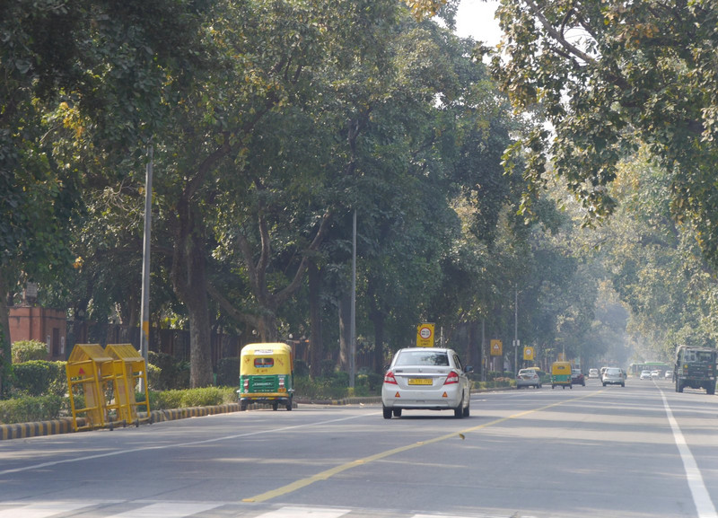 New Delhi streets are much more modern than any we've seen so far