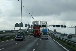 Wall to wall motorway south from The Hague