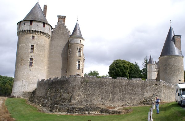 chateau Montpoupon