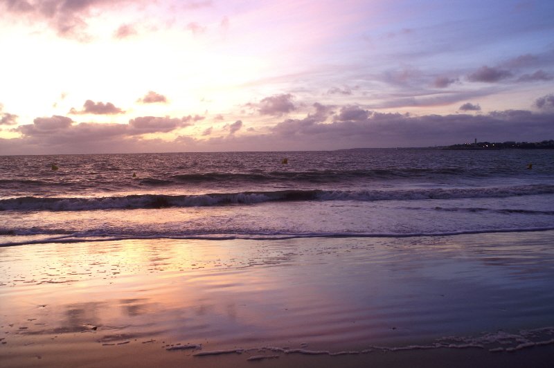 Beach at St Georges de Didonne, with just about a sunset but prettily reflected in the wet sand