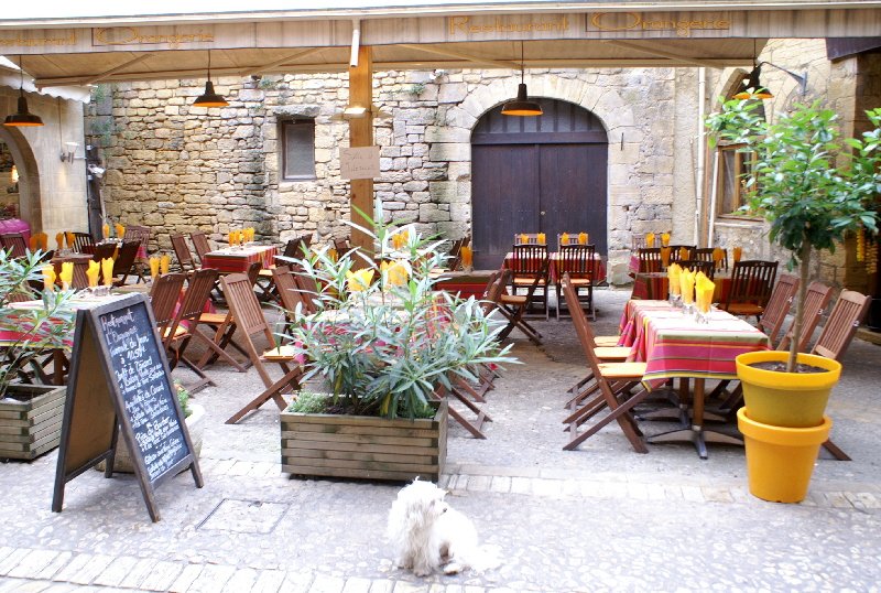 Sarlat seems to have more restaurants per sqyare yard than anywhere we have visited