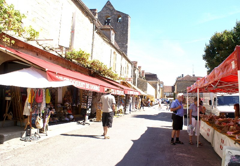 Market stalls in Domme 