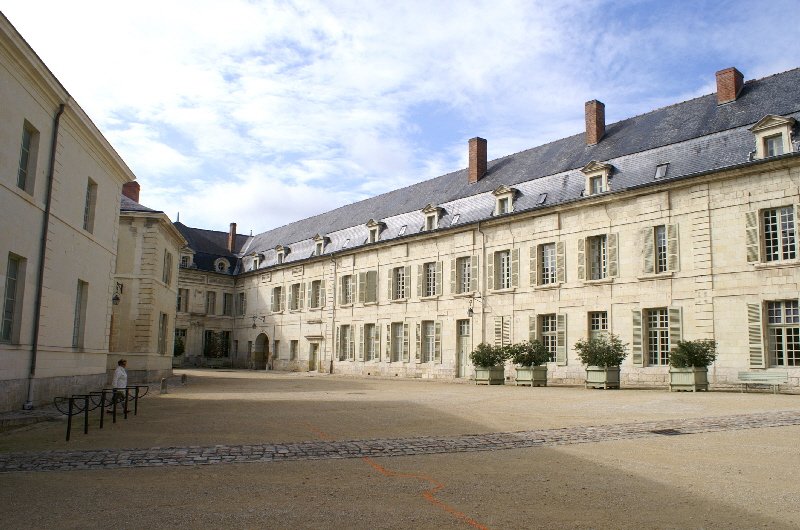 The main courtyard of Fontevraud Abbeynt