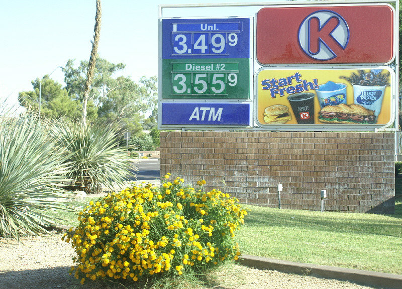 Fuel is cheap - these prices are per gallon (4,45 litres) and in dollars.
