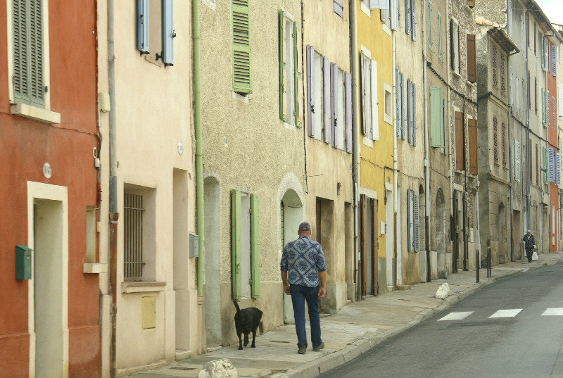Somewhere between Sanary and Marseilles. Such a typically French street