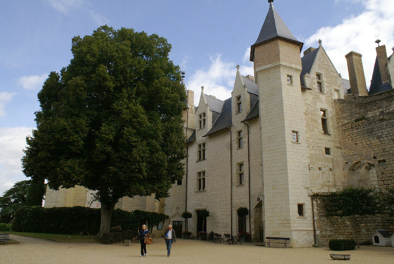 Montreuil-Bellay chateau