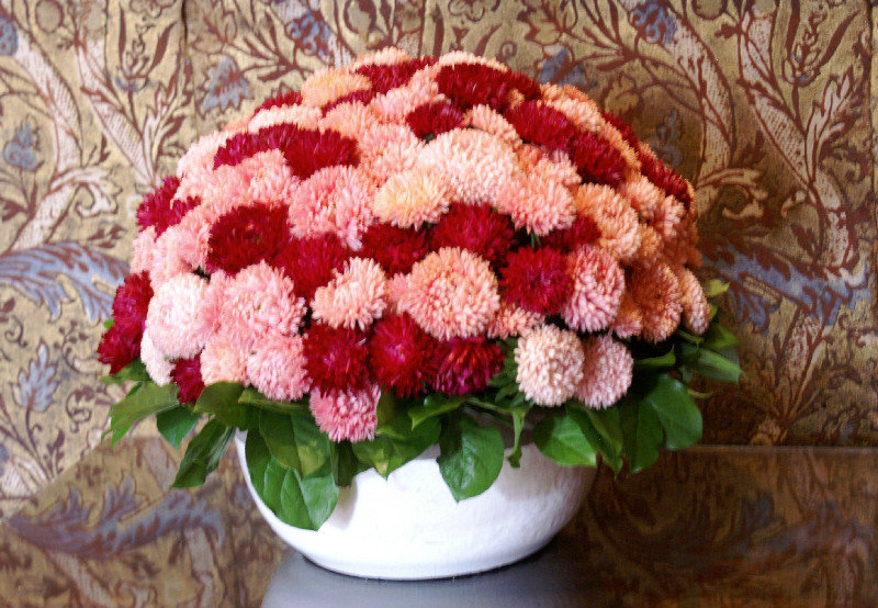Chenonceau Chateau - floral arrangements are superb