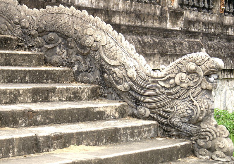 Dragon staircase.