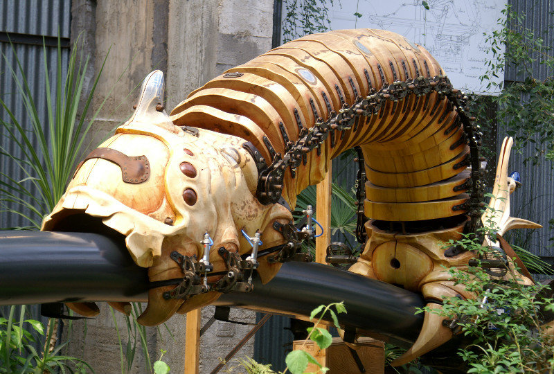 Les Machine de L'Ile  - the Giant Caterpillar