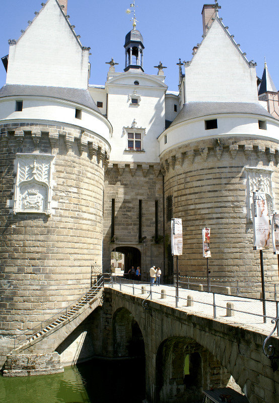 Chateau in Nantes - entrance
