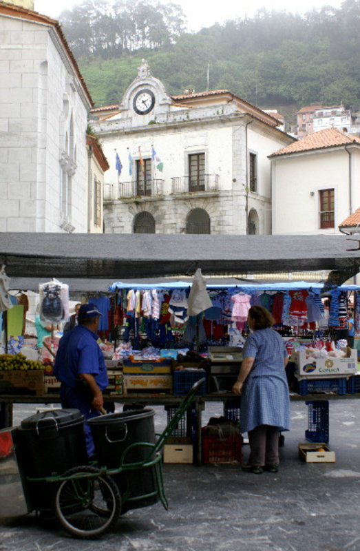 Cudillero Market