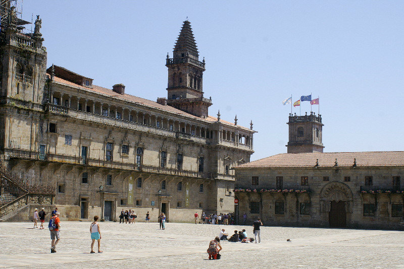 Santiago di Compostela - Cathedral square - looks much better when the scaffolding is not in view
