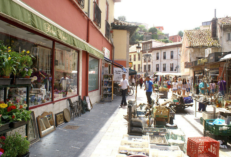 Ribadesella market