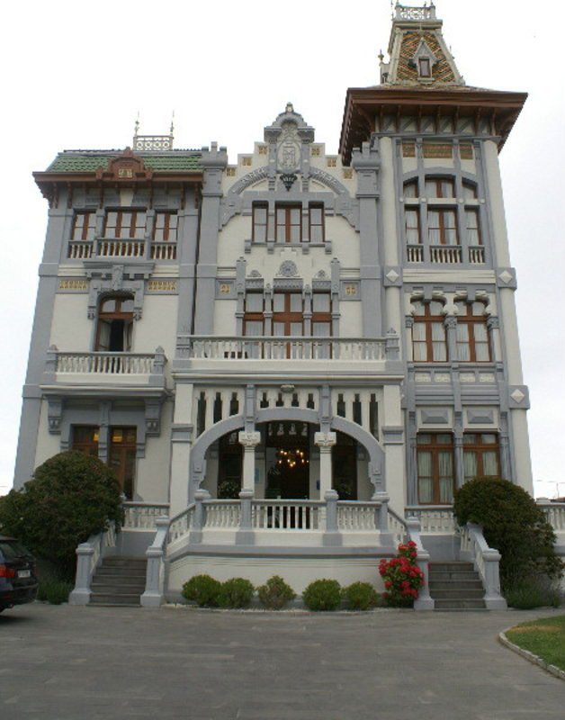 Ribadesella - rather nice mansion
