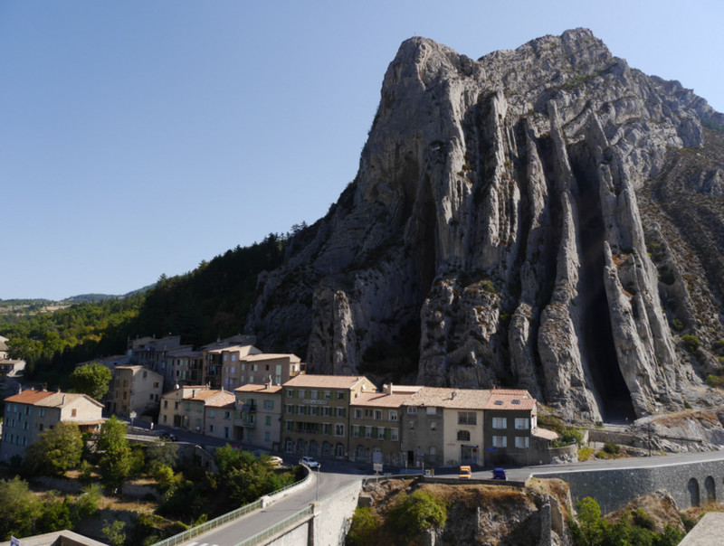 Sisteron rock from the west side of the bridge 